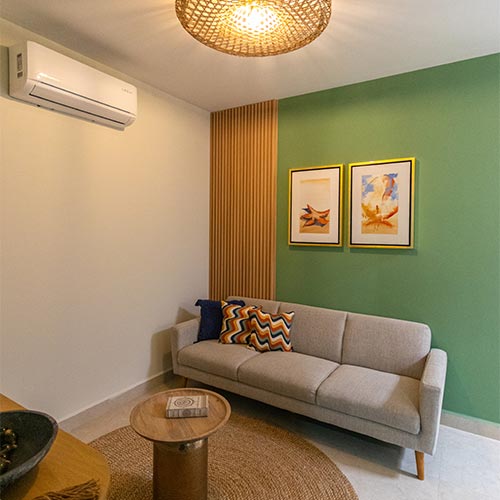 Sala de televisión en Camila Hills Residencial